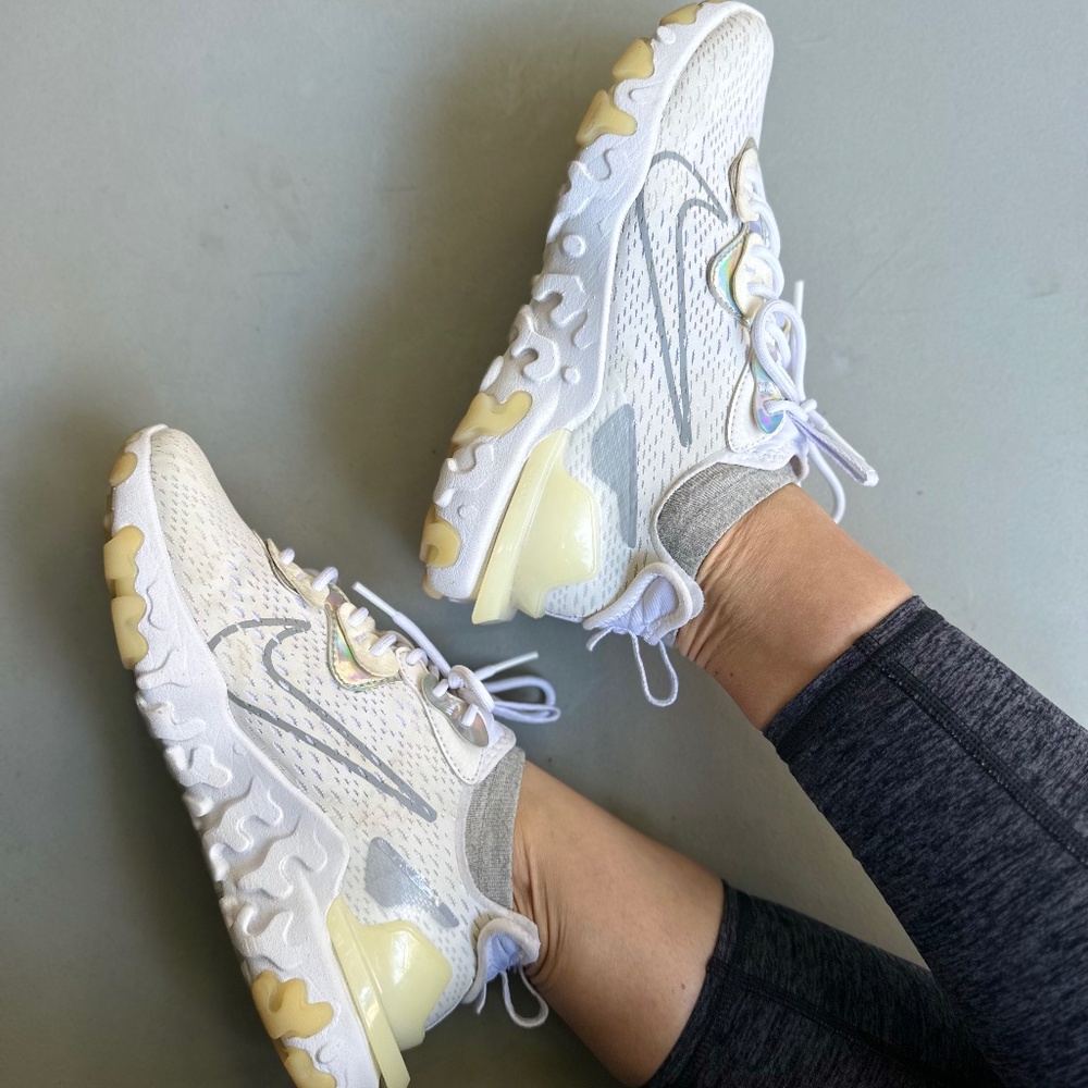 NIKE NSW REACT VISION ESS